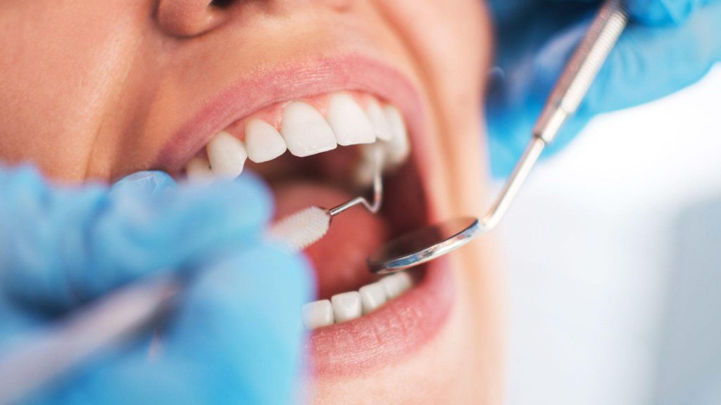 استخدام دندانپزشک در تهران